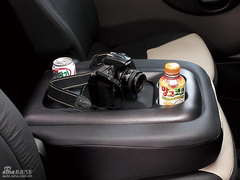 众泰梦迪博朗内饰资料图