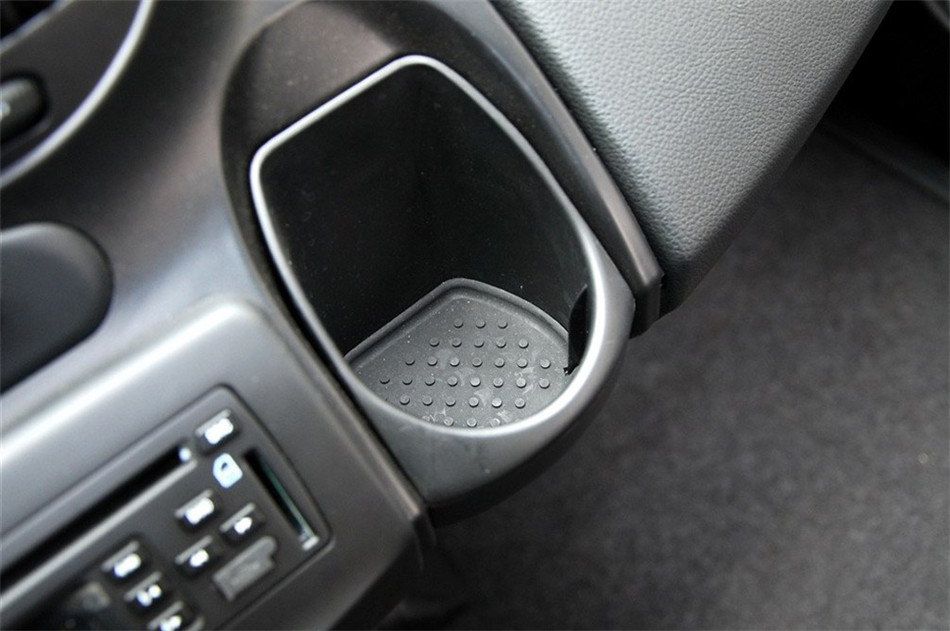 2010款朗悦6座手动基本型