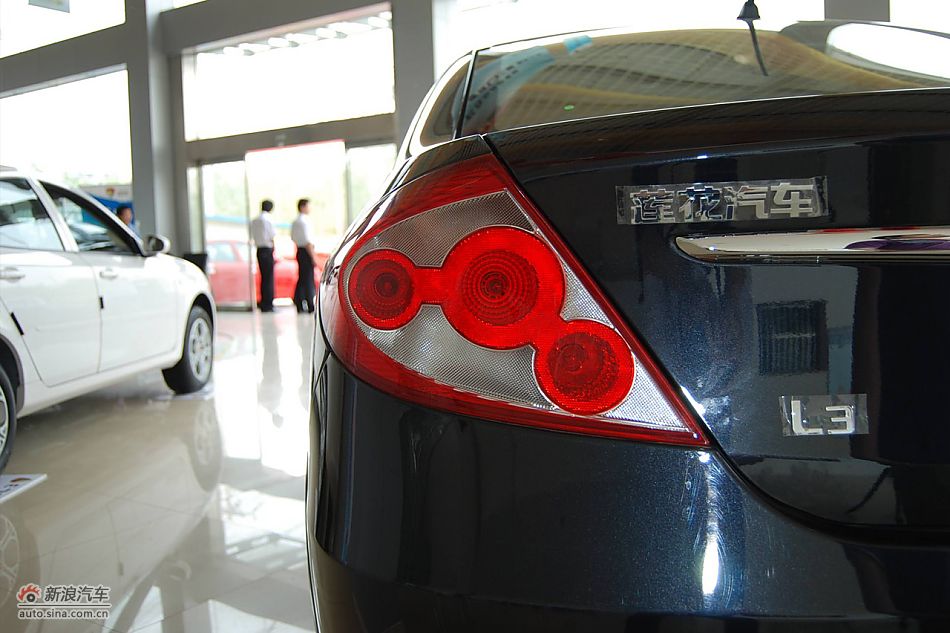 莲花L3三厢外观