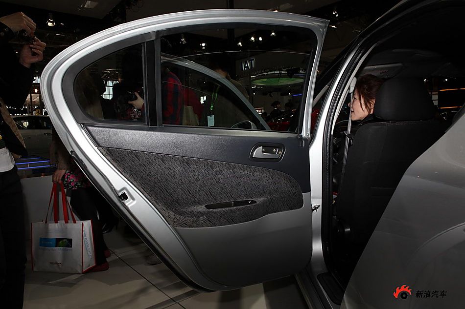 莲花汽车L3三厢