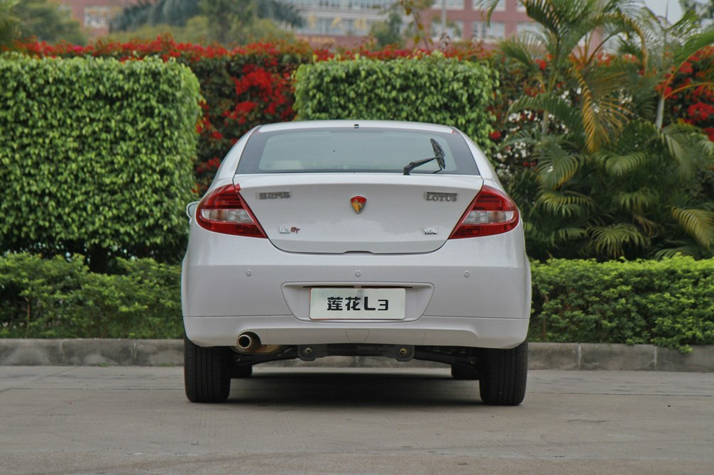 2013款莲花L3三厢 1.6L 手动精致型