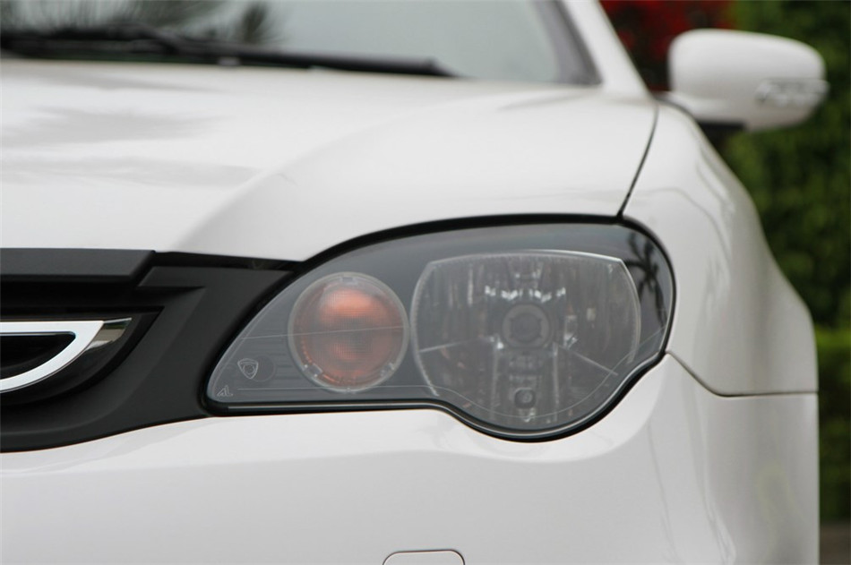 2013款莲花L3三厢 1.6L 手动精致型