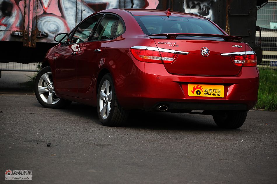 英朗GT1.6T新锐运动版外观图片