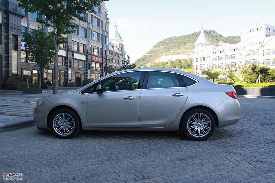 英朗GT 1.8L自动豪华版