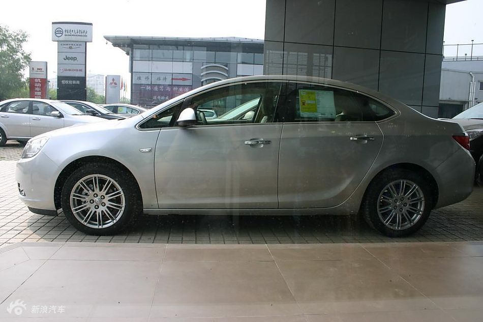 英朗GT北京到店外观高清实拍