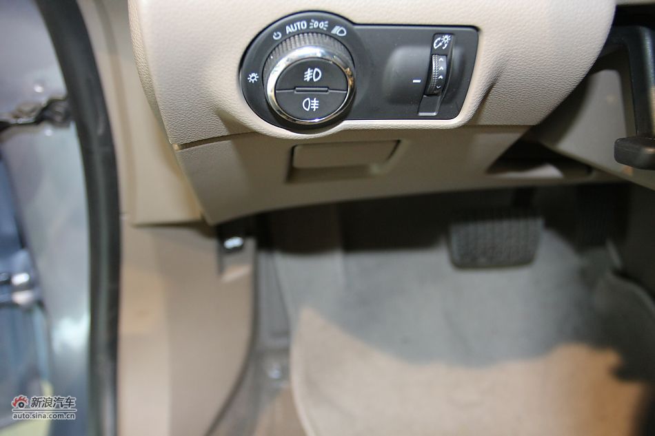 英朗GT内饰
