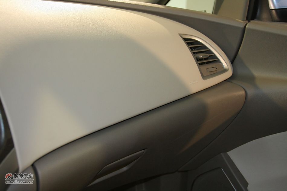 英朗GT内饰