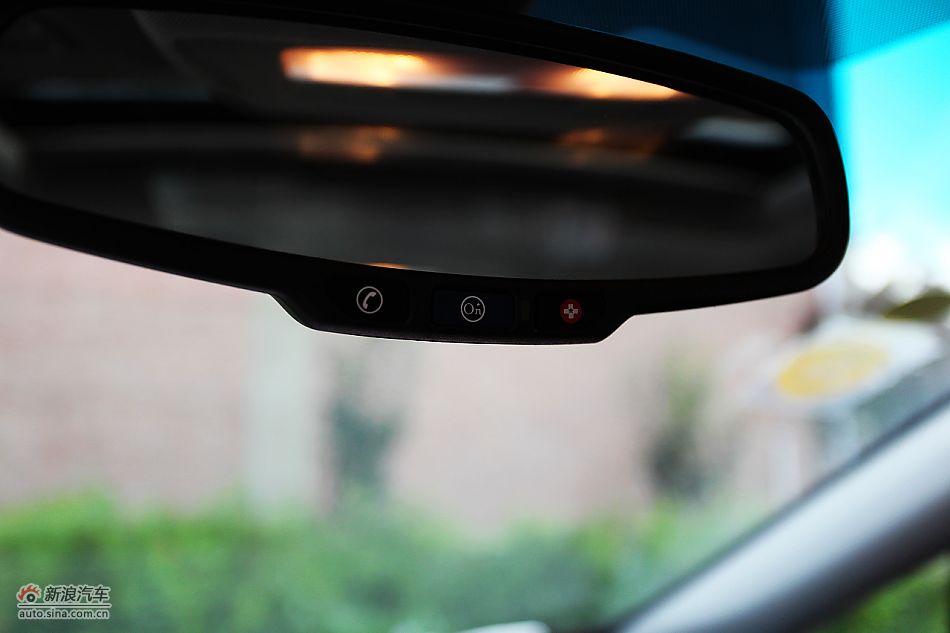 英朗GT1.6T新锐运动版内饰图片