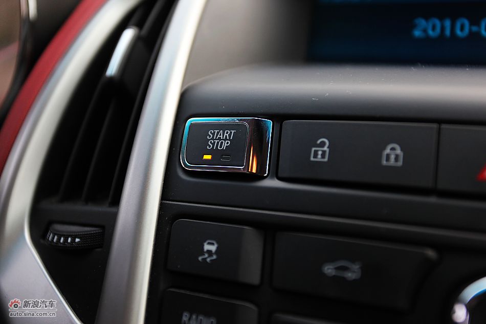 英朗GT1.6T新锐运动版内饰图片