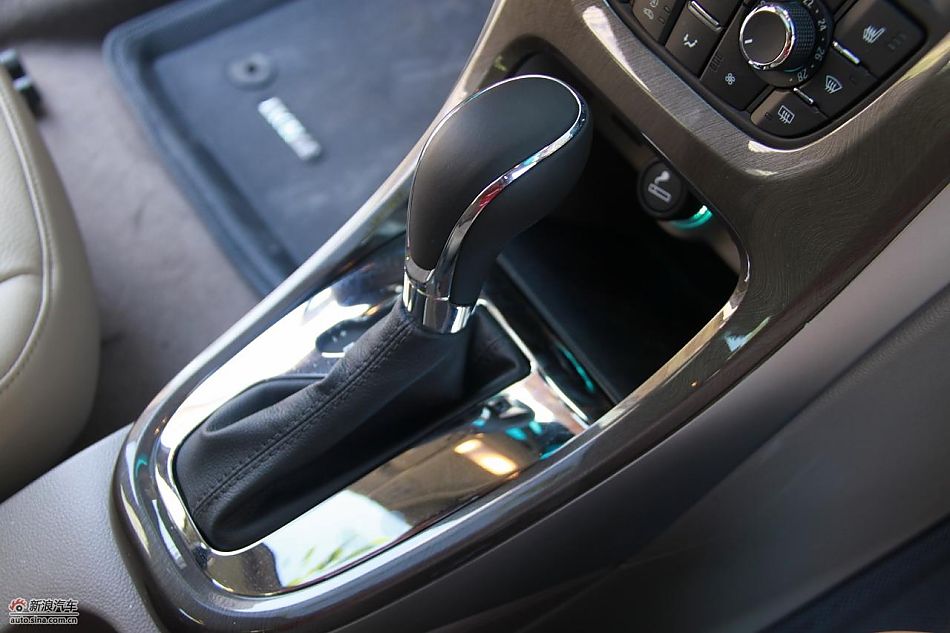 英朗GT 1.8L自动豪华版