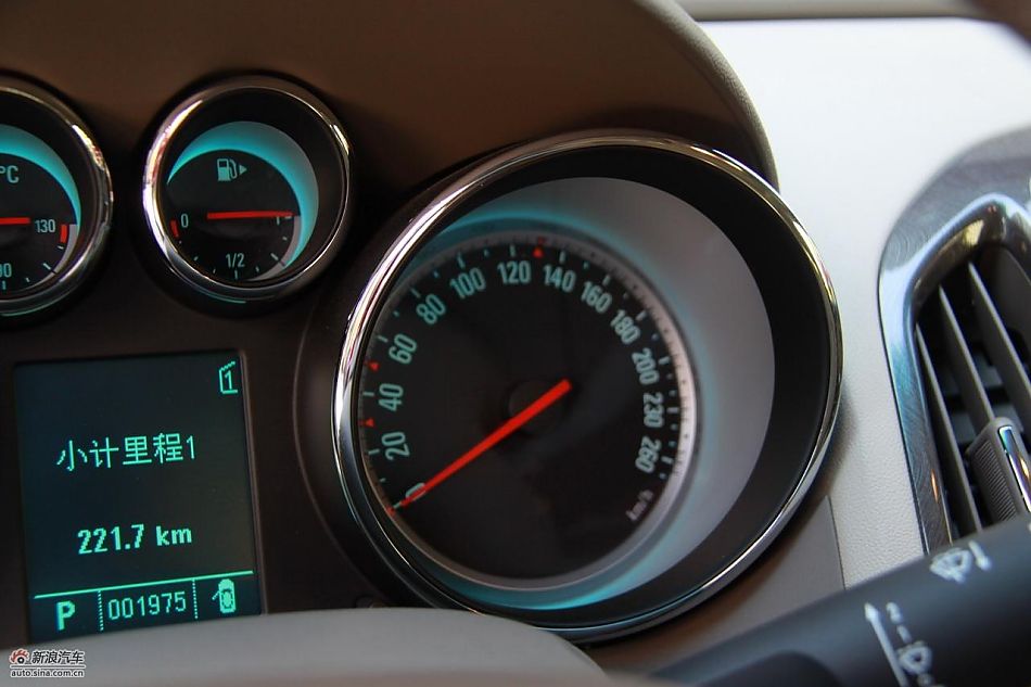 英朗GT 1.8L自动豪华版