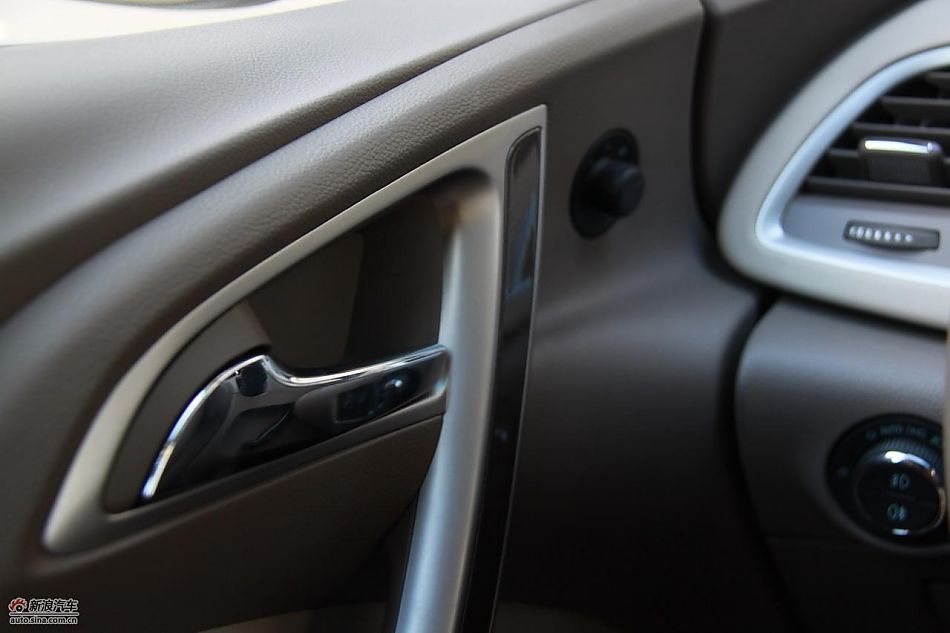 英朗GT 1.8L自动豪华版