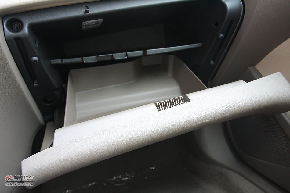 英朗GT内饰
