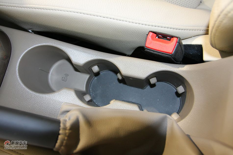 英朗GT内饰