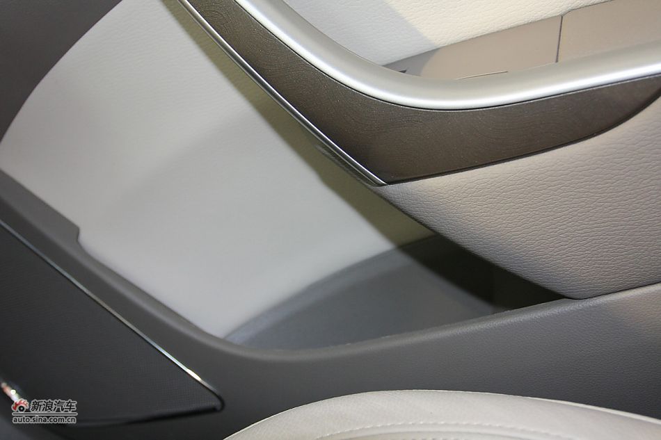 英朗GT内饰