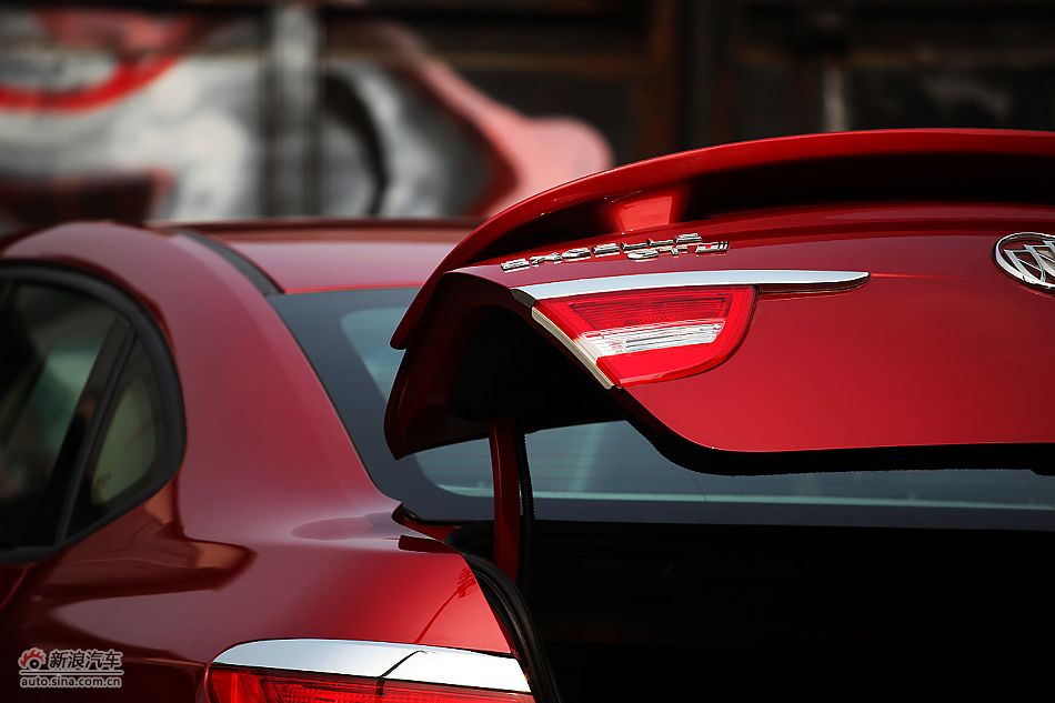 英朗GT1.6T新锐运动版外观图片