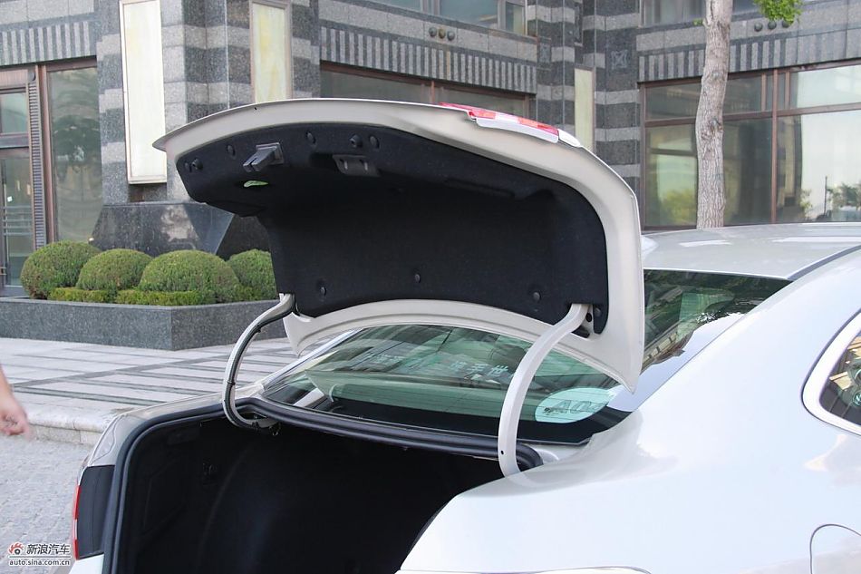 英朗GT 1.8L自动豪华版