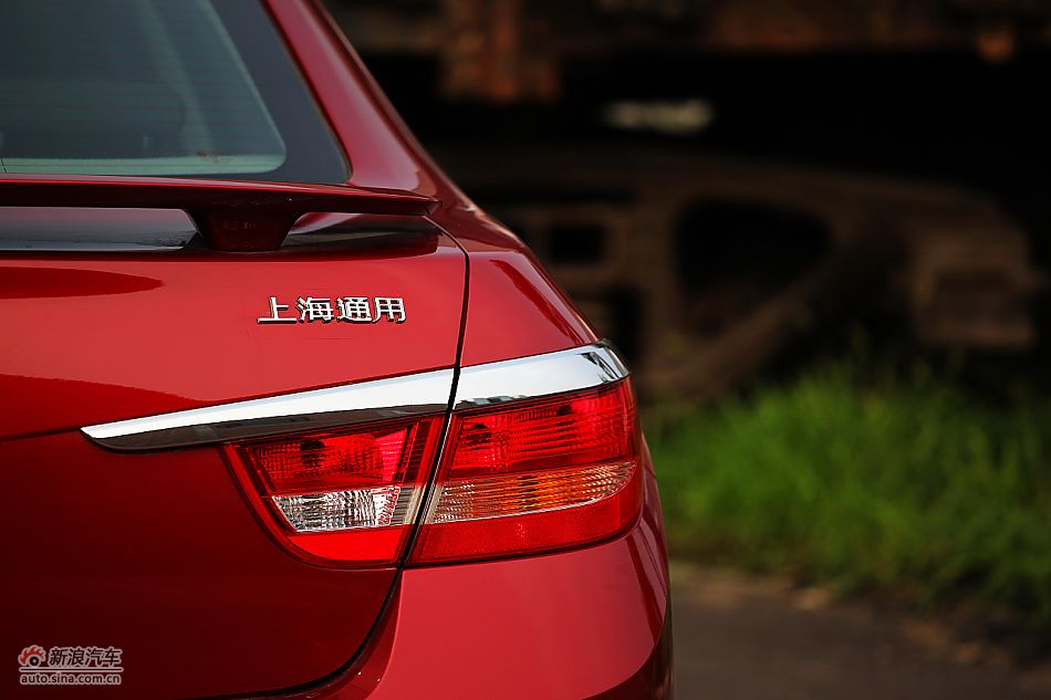 英朗GT1.6T新锐运动版外观图片