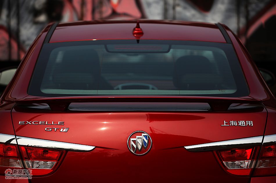 英朗GT1.6T新锐运动版外观图片