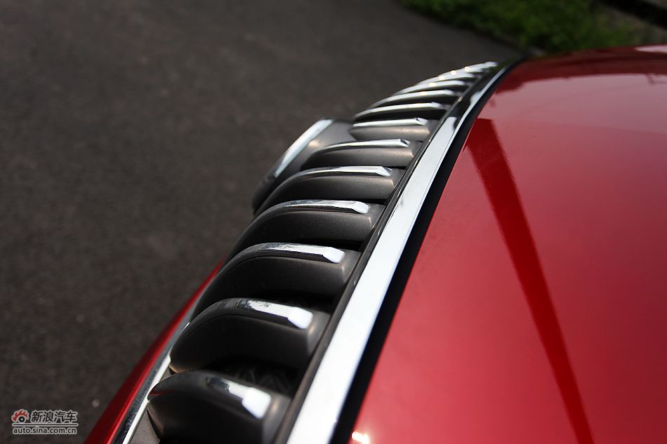 英朗GT1.6T新锐运动版外观细节图片