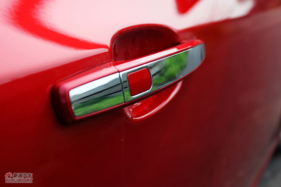 英朗GT1.6T新锐运动版外观细节图片