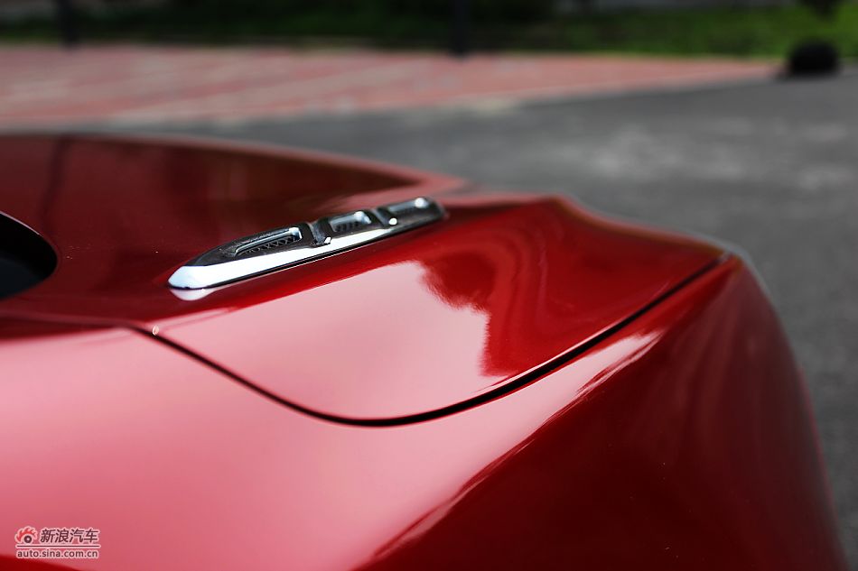 英朗GT1.6T新锐运动版外观细节图片