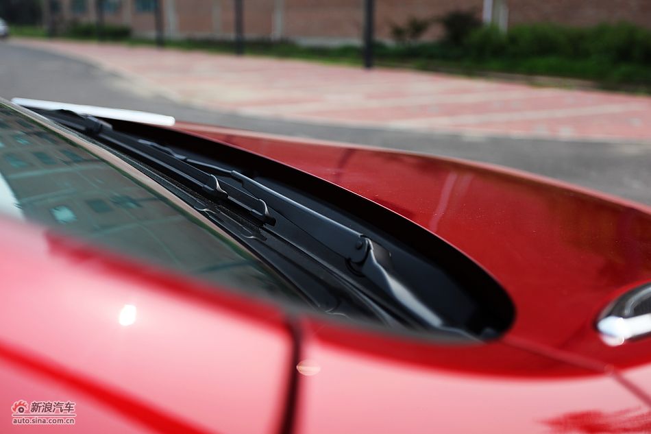 英朗GT1.6T新锐运动版外观细节图片