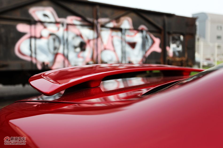 英朗GT1.6T新锐运动版外观细节图片