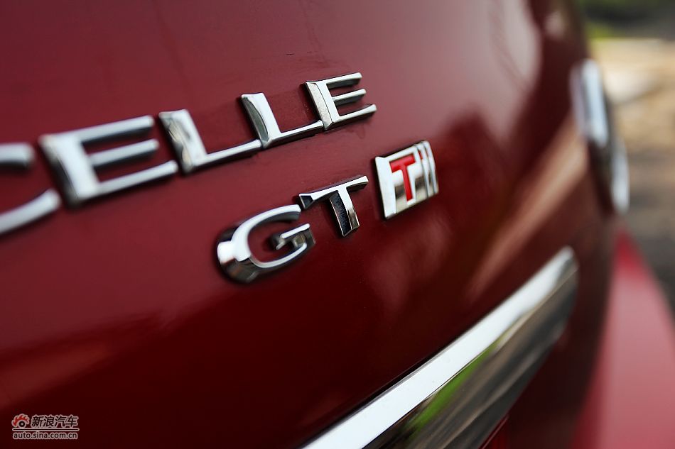 英朗GT1.6T新锐运动版外观细节图片