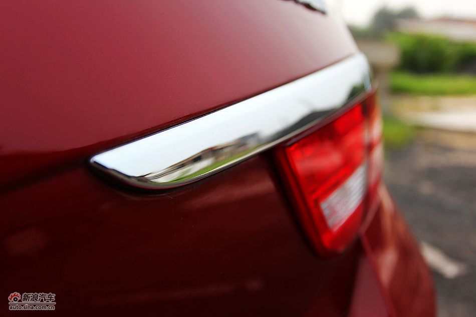英朗GT1.6T新锐运动版外观细节图片