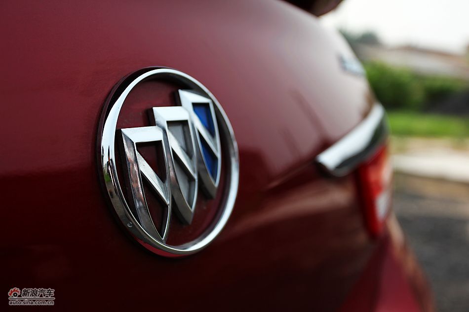 英朗GT1.6T新锐运动版外观细节图片