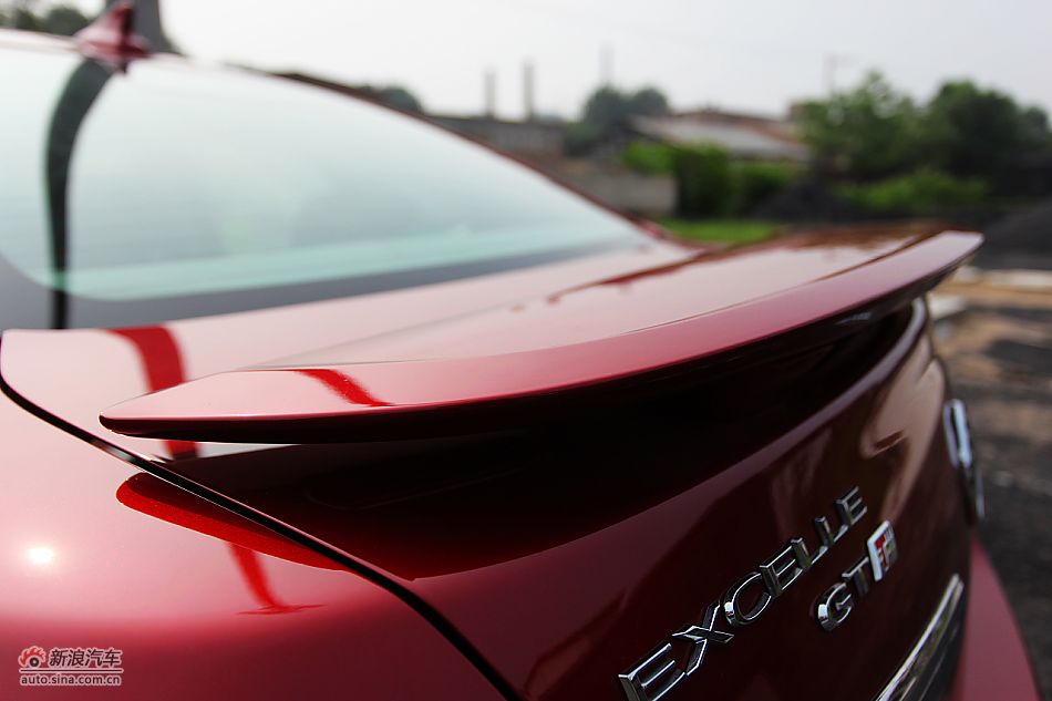 英朗GT1.6T新锐运动版外观细节图片
