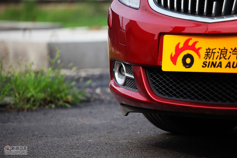 英朗GT1.6T新锐运动版外观细节图片