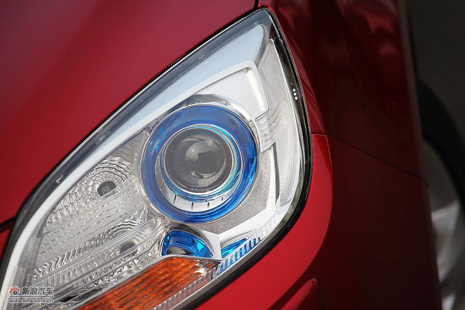 英朗GT1.6T新锐运动版外观细节图片