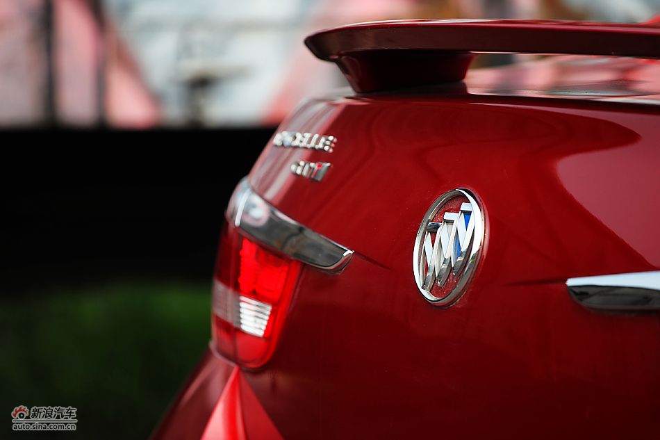 英朗GT1.6T新锐运动版外观细节图片