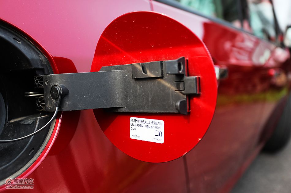 英朗GT1.6T新锐运动版外观细节图片