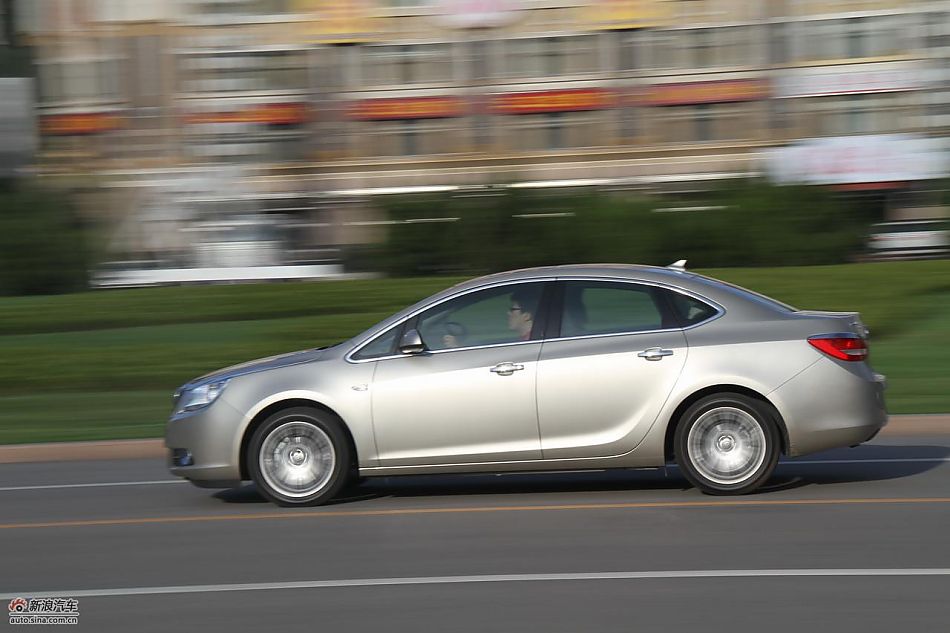 英朗GT 1.8L自动豪华版