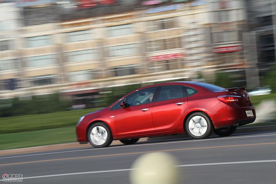 英朗GT 1.8L自动豪华版