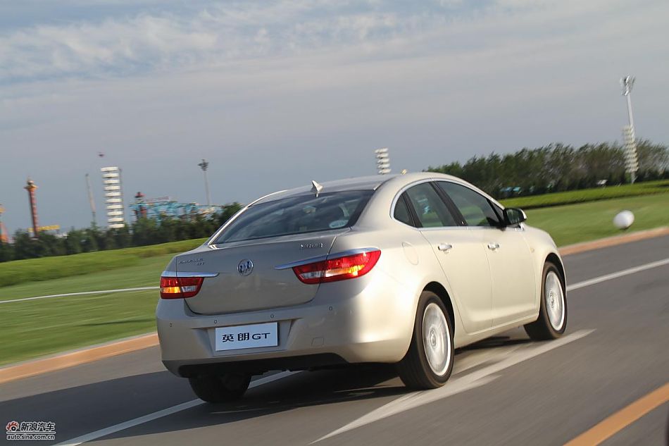 英朗GT 1.8L自动豪华版