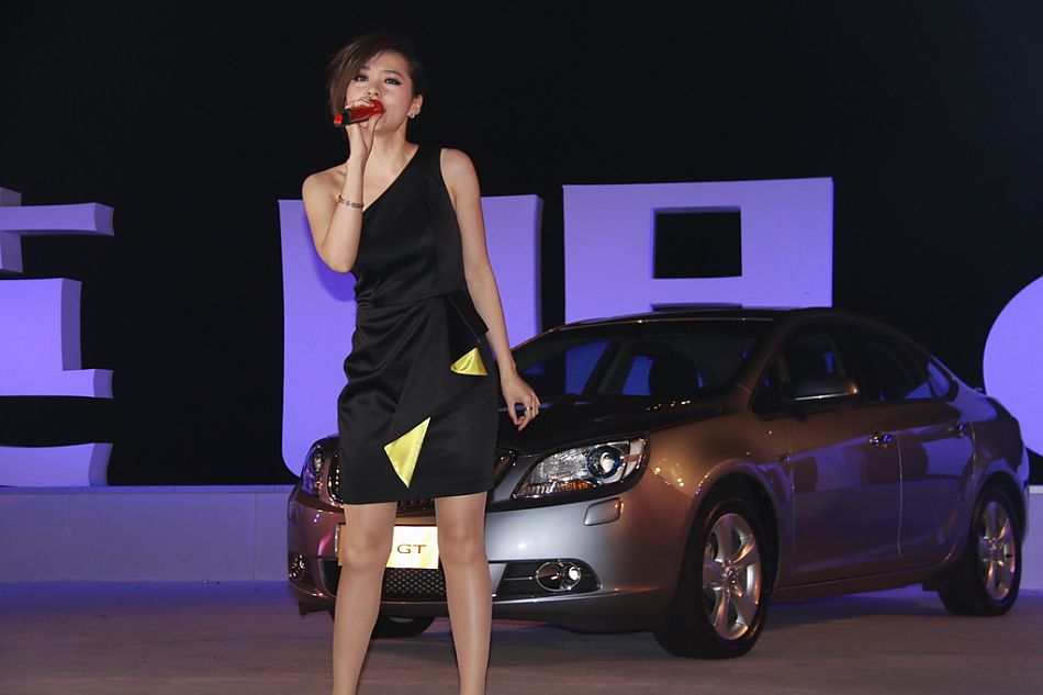 英朗GT上市现场图
