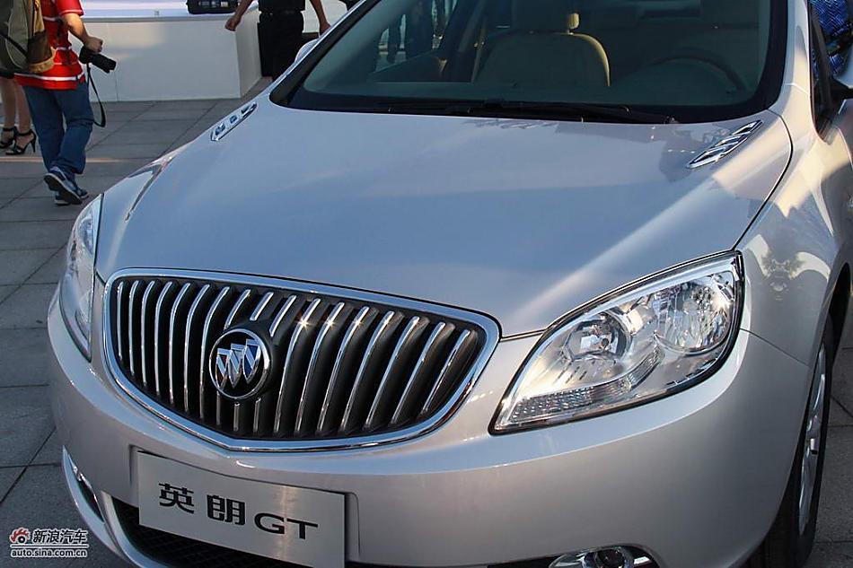 别克英朗GT外观
