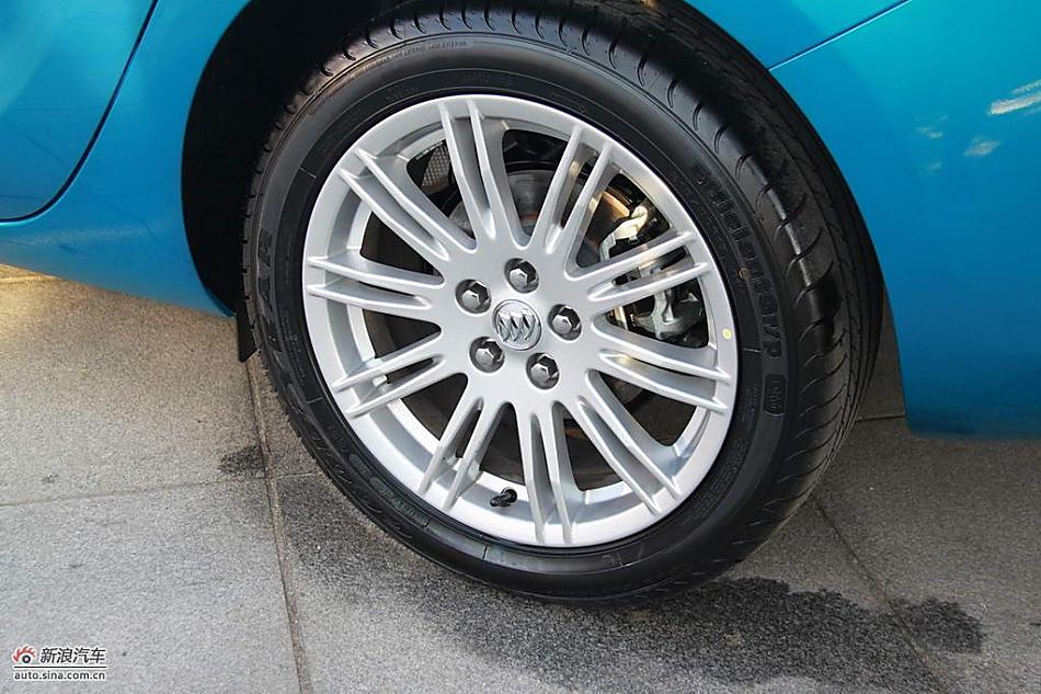 别克英朗GT外观