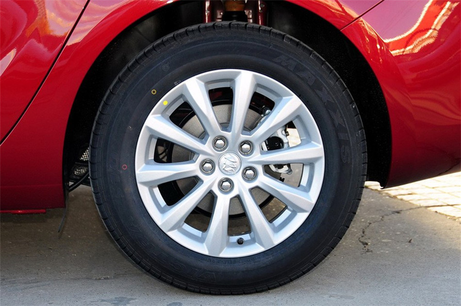 2013款 1.6L AT 时尚版 其他