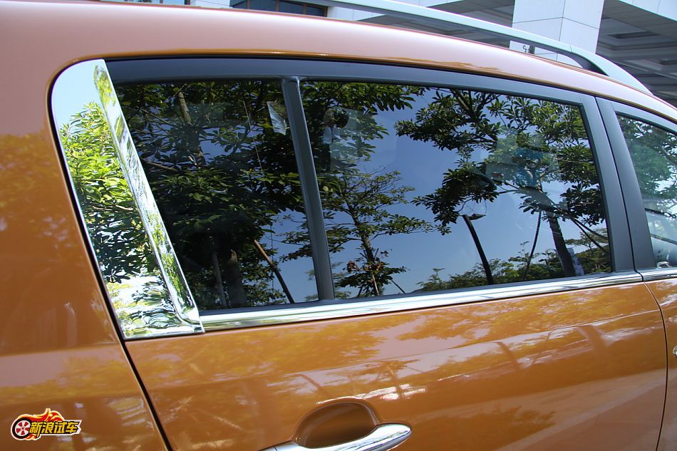 东风悦达起亚智跑外观