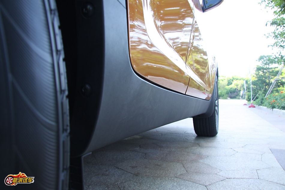 东风悦达起亚智跑外观