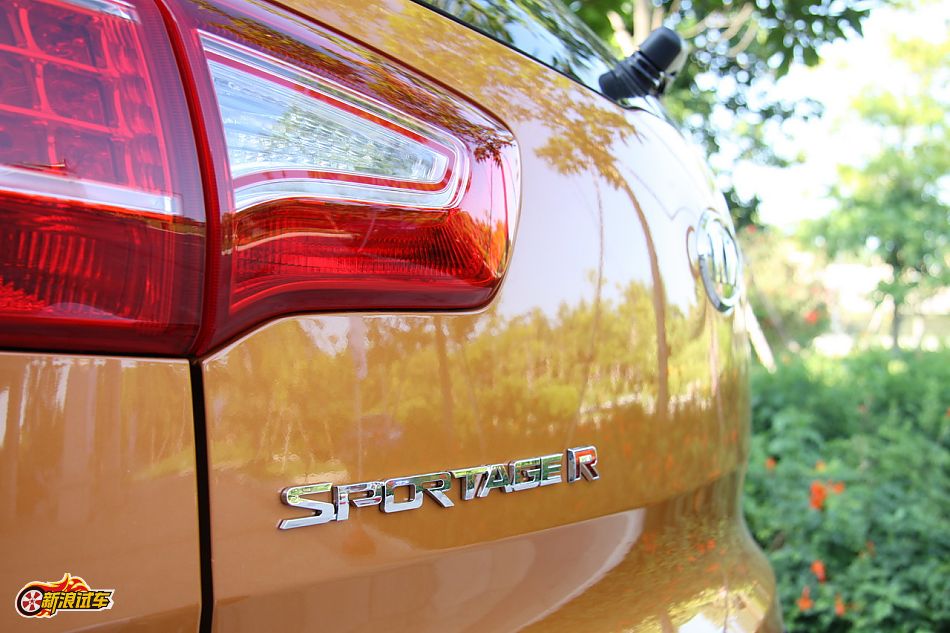 东风悦达起亚智跑外观