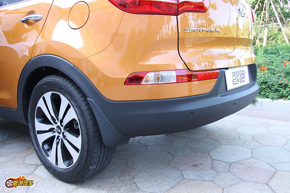 东风悦达起亚智跑外观