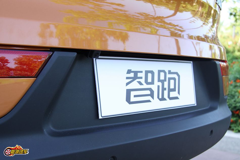 东风悦达起亚智跑外观