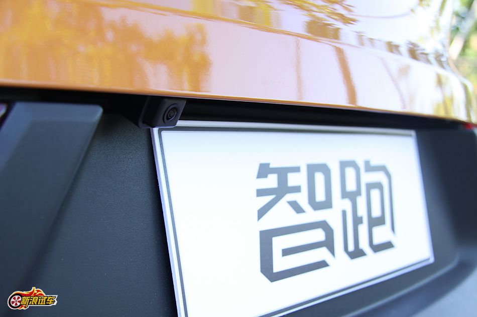 东风悦达起亚智跑外观