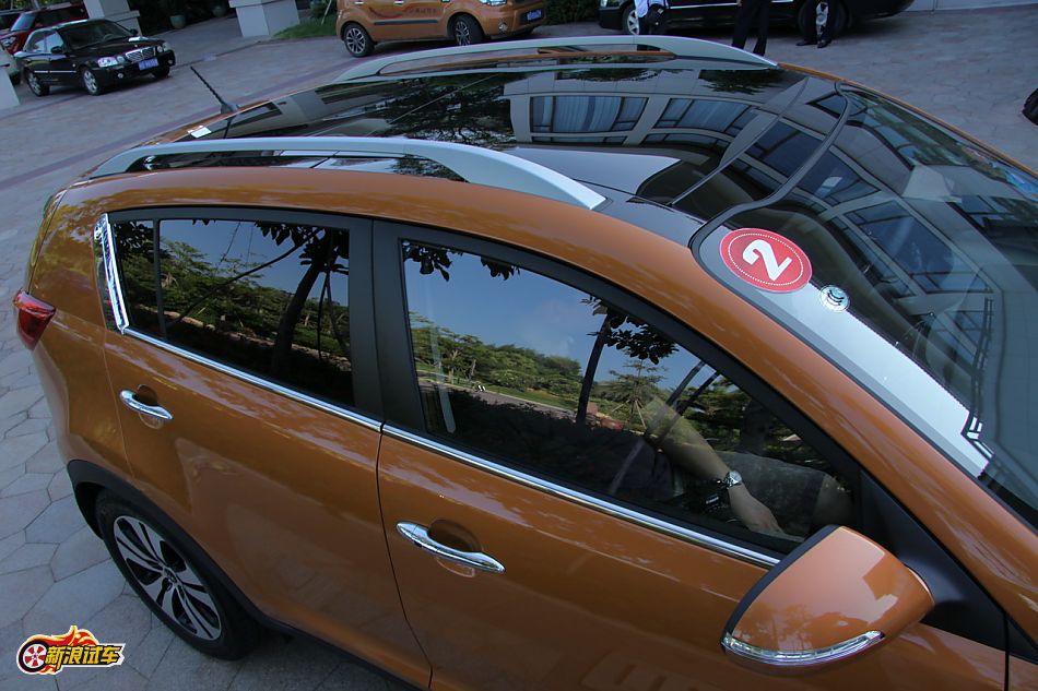 东风悦达起亚智跑外观